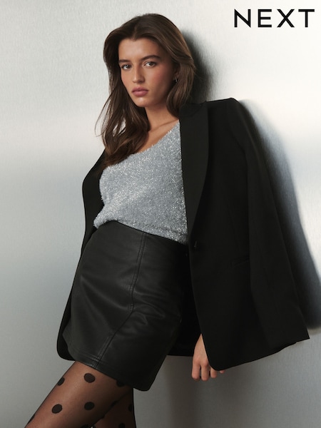 črna - Faux Leather Mini Skirt (F75033) | € 22