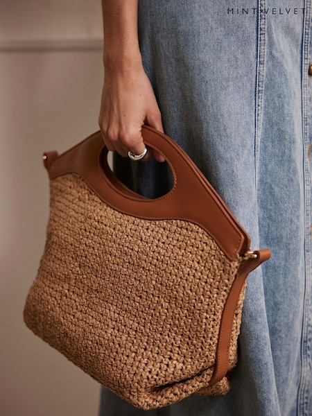 Mint Velvet Sarah Paper Cross-Body Bag (F76376) | 154 €
