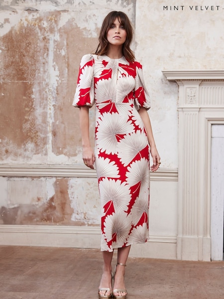 Mint Velvet Floral Print Midi Dress (F76392) | €299