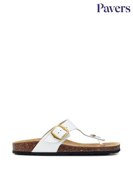 Pavers White Leather Toe Post Sandals (F76806) | €36