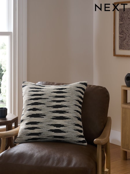 Abstract Woven Ikat Cushion (F77119) | ‏102 د.إ.‏