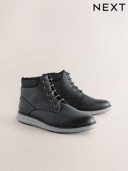 Black Low Casual Sport Boots (F77567) | €51