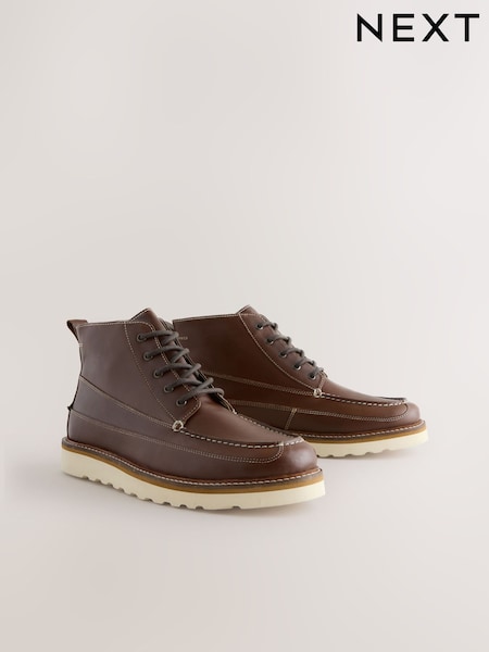 Brown Wedge Apron Toe Leather Boots (F77570) | €90