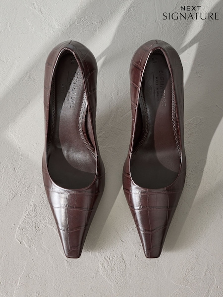 Marrón chocolate - Signature Premium Leather Croc Embossed Pointed Toe Court Heels (F77646) | 86 €