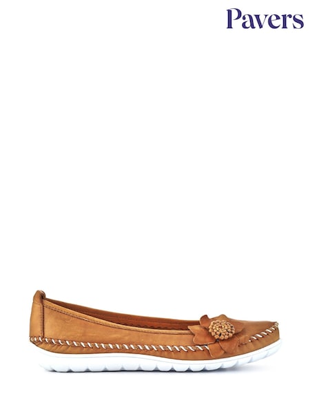 Rumenorjava - Pavers Lightweight Leather Pumps (F77909) | € 53