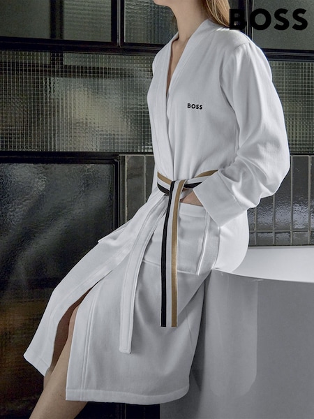 BOSS Magnet B Linea Bathrobe (F78535) | €121
