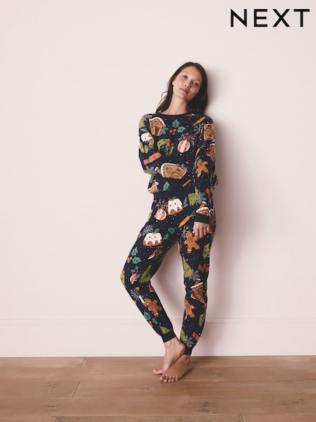 Navy Pudding Matching Family Christmas Long Sleeve Pyjamas (F78770) | R$ 225