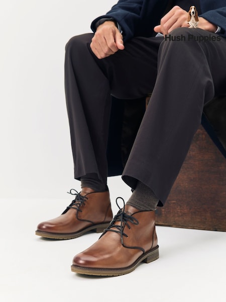 Hush Puppies Tan Brown Ricky Chukka Boots (F79539) | €121