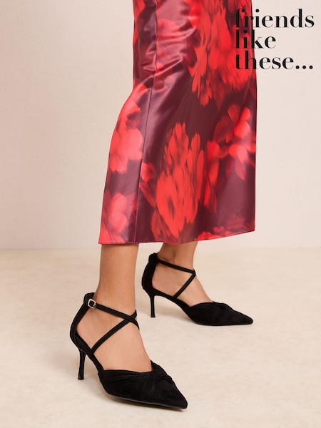 Friends Like These Black Standard Fit Knot Pointed Toe Stiletto Heel Faux Suede Court Shoes (F82477) | R$ 355