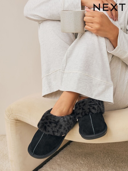 Black Suede Faux Fur Lined Mule Slippers (F85144) | R$ 190