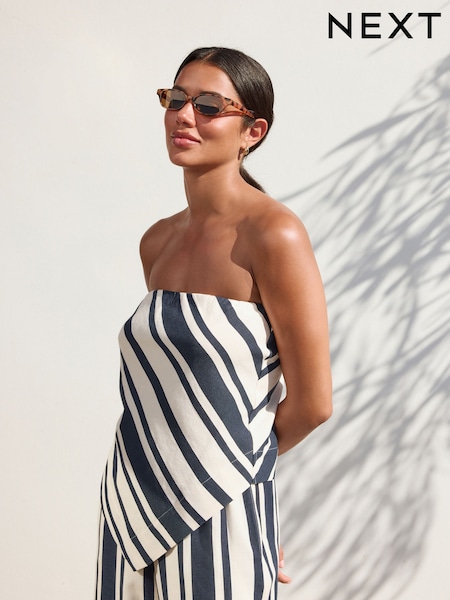 Navy Hanky Hem Bandeau Top (F85495) | R$ 210