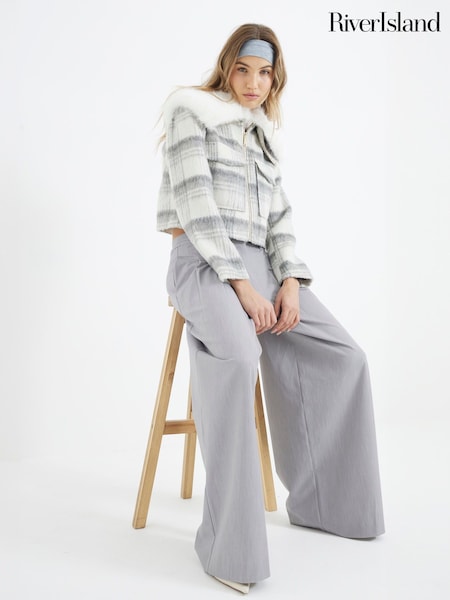 River Island Grey Marl Check Faux Fur Collar Crop Jacket (F86787) | €69