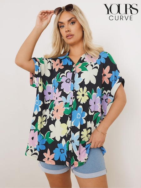 Yours Curve Black Floral Print Crinkle Short Sleeve Shirt (F88426) | €39