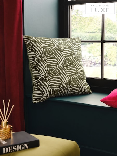 Collection Luxe Palm Leaf Cushion (F88587) | 51 €