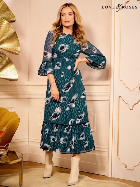 Love & Roses Green Animal Petite Flute Sleeve Midi Dress (F88727) | €91