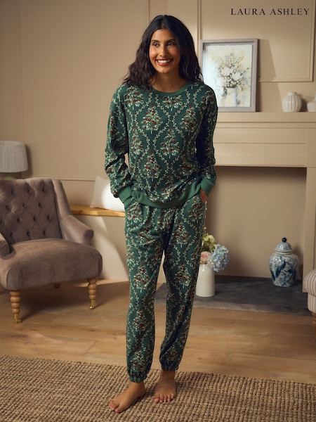 Laura Ashley Green Cosy Christmas Twosie (F89815) | €50
