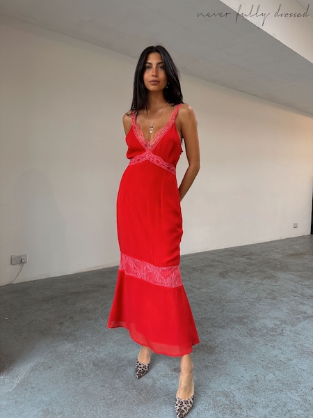 Never Fully Dressed Red Cici Dress (F90412) | €126