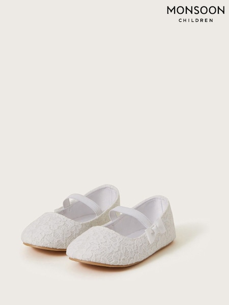 Monsoon White Baby Lace Bow Walker Shoes (F91892) | R$ 215