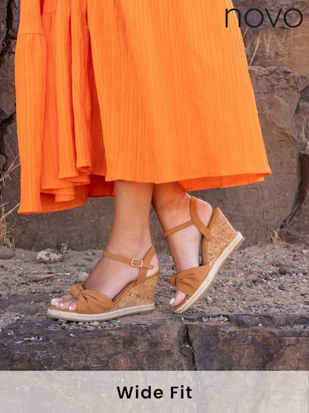 Novo Brown Wide Fit Bloom Knot Cork Wedge Sandals (F92059) | ₪181