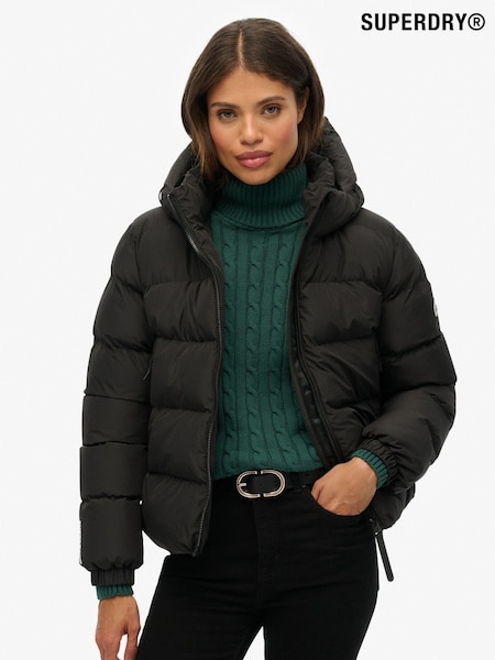 Preto - Superdry Hooded Sports Puffer Jacket (F92445) | R$ 940