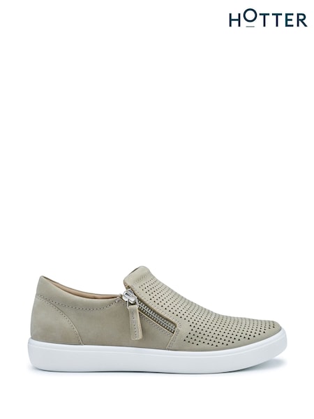 Hotter Extra Wide Fit Daisy Zip Shoes (F93008) | € 104