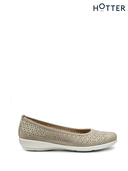Hotter Regular Fit Livvy II Slip-On Shoes (F93159) | € 91