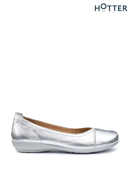 Hotter Wide Fit Robyn II Slip-Ons Shoes (F93323) | 106 €