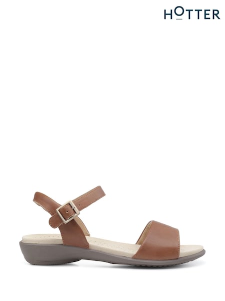 Hotter Wide Fit Tropic Buckle Sandals (F93448) | 514 LEI