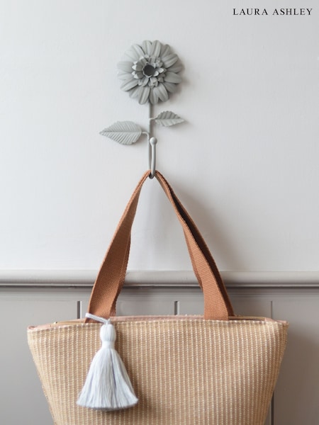 Laura Ashley Dove Grey Dahlia Hooks Set of 2 (F93461) | €28