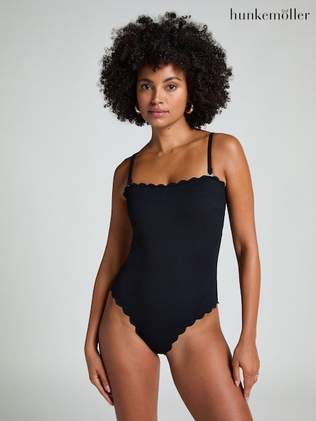 Hunkemöller Shaping Bandeau Scallop Black Swimsuit (F94062) | €81