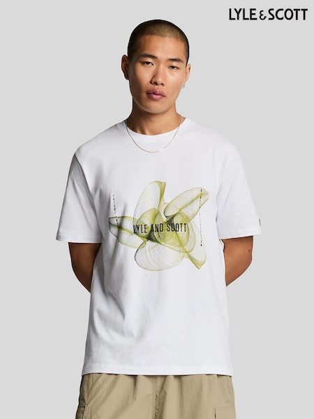 Lyle & Scott White 3D Line Graphic 100% Cotton T-Shirt (F94221) | R$ 345