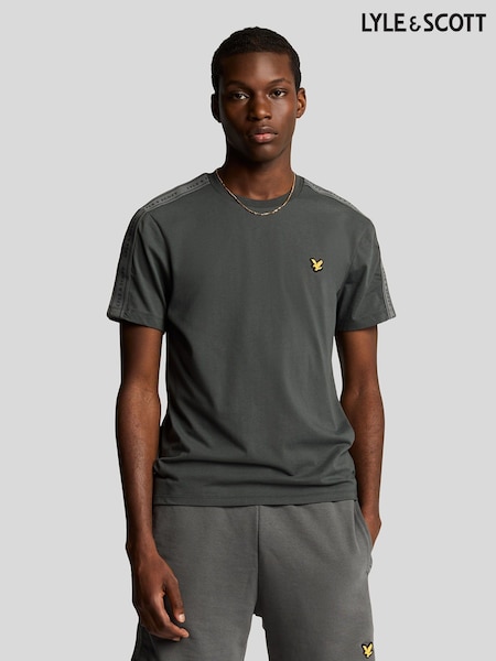 Lyle & Scott Tape T-shirt (F94326) | €47