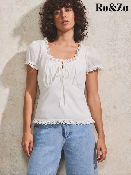 Ro&Zo White 100% Cotton Empire Seam Lace Trim Top (F94413) | ₪347