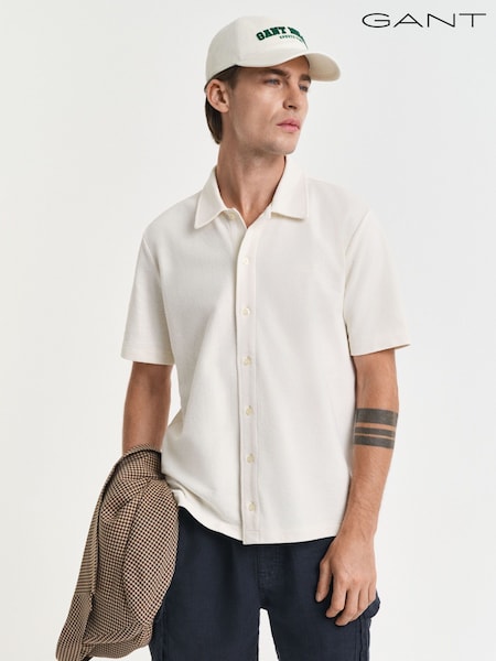 GANT Cream 100% Cotton Textured Short Sleeve Shirt (F95301) | €176