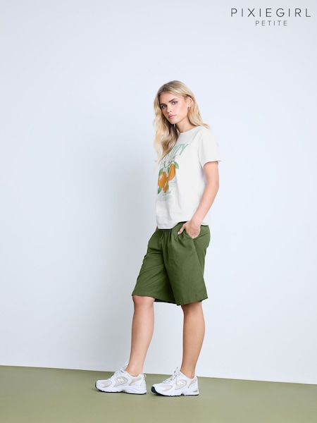 Grün - PixieGirl Petite Knee Shorts Contains Linen (F97584) | 44 €