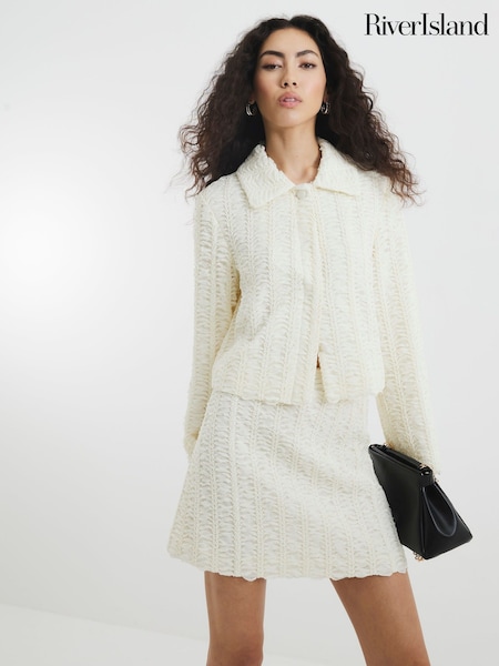 River Island Cream Textured Collar Jacket (F98106) | €75