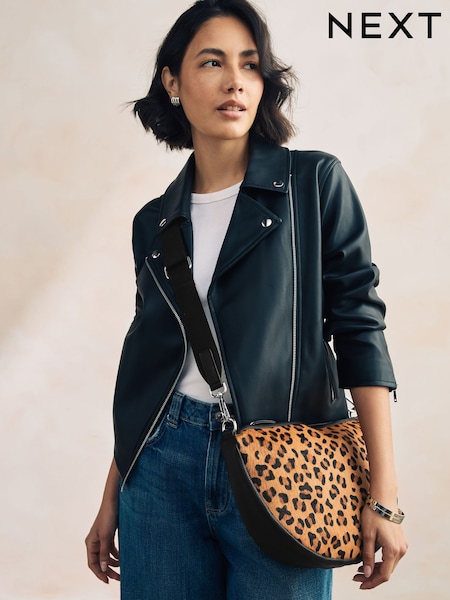 Animal - Leather Sling Bag (F99810) | 60 €
