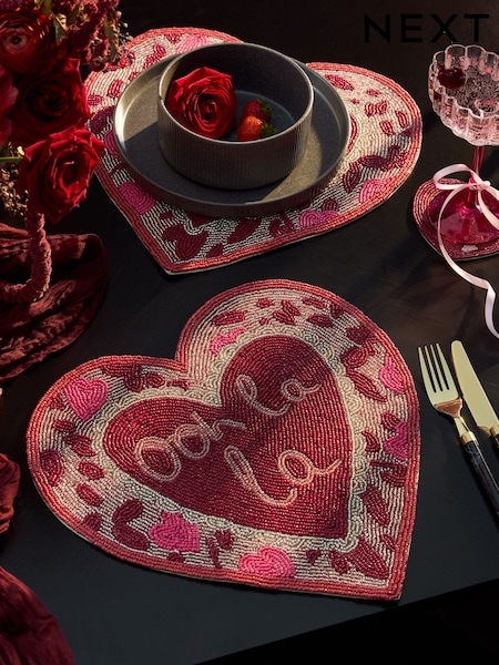Set of 2 Beaded Heart Placemats (F99975) | ‏122 ر.ق.