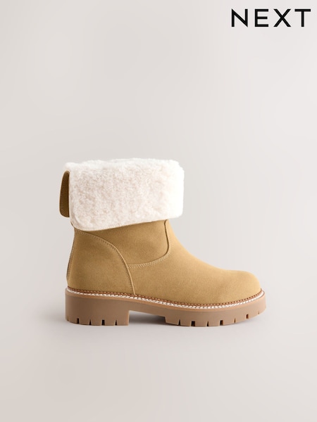 Castanho castanho - Forever Comfort® Faux Fur Cuff Ankle Boots (G00112) | R$ 470