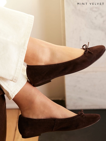 Mint Velvet Brown Carla Suede Ballet Flats (G00464) | €130