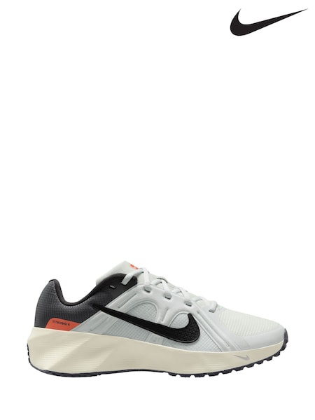 Nike White/Black City Response Trainers (G00647) | €99
