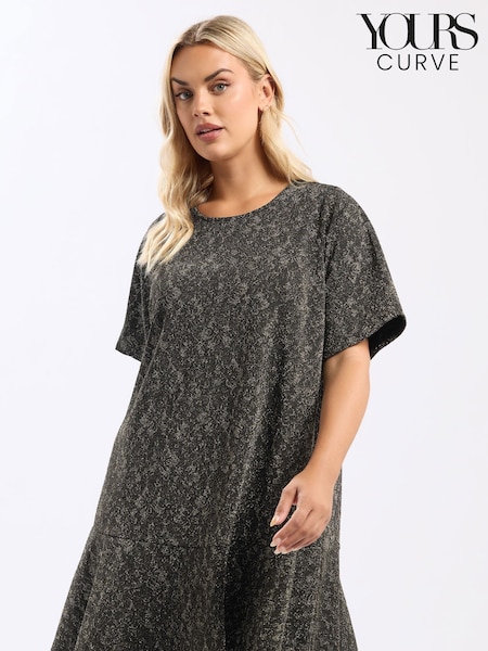 Yours Curve Gold Short Sleeve Circle Cut Jacquard Dress (G05920) | €43