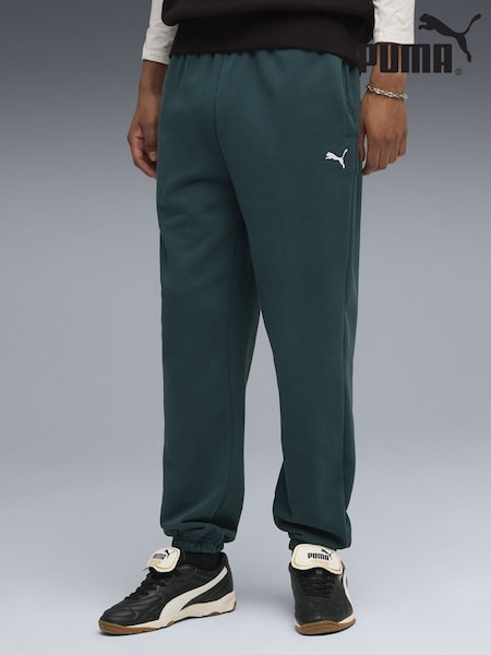 Puma Green Wardrobe Essentials Mens Relaxed Sweatpants (G06708) | €66