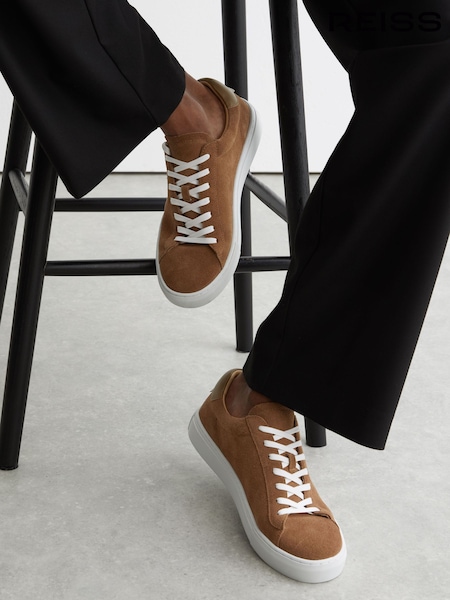 Kamelyo Kayumanggi - Reiss Finley Suede Suede Low-Top Trainers (G07055) | ₱11,700