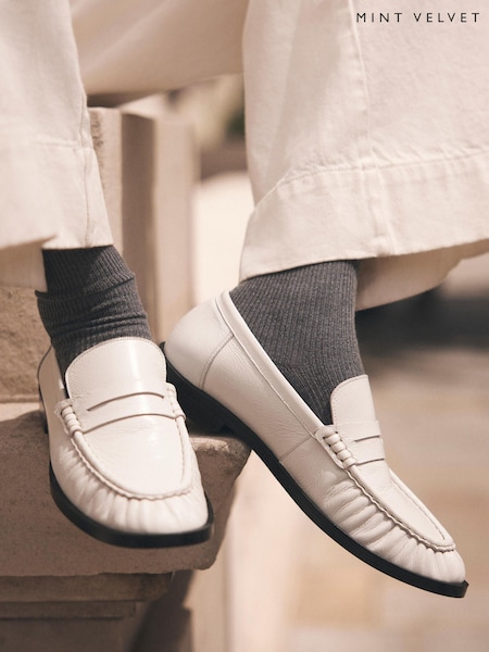 Mint Velvet Gigi Leather Penny Loafers (G10982) | 156 €