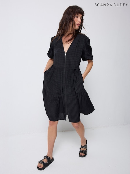 SCAMP & DUDE Black Zip Front Short Tiered Dress Textured (G16819) | R$ 980