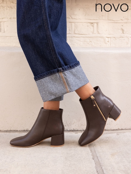Braun - Novo Kate Zip Side Square Toe Block Heel Ankle Boots (G19770) | 69 €