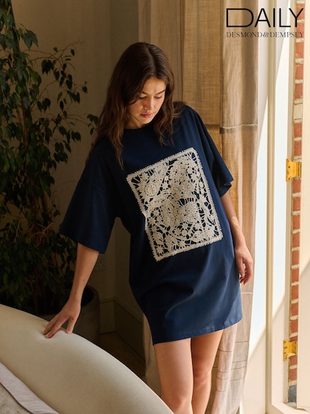 Marinen - Daily By Desmond & Dempsey Navy Caballo Lace Night T-shirt