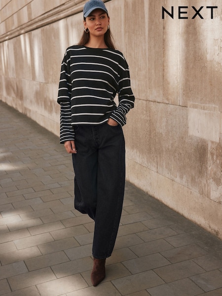Black - Mid Rise Relaxed Barrel Jeans