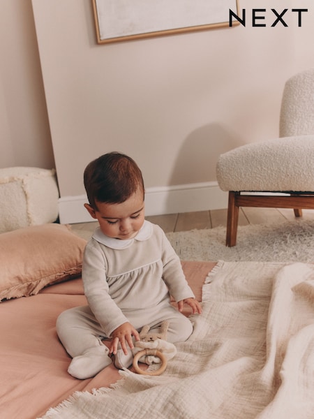 Neutral - Collared Baby Sleepsuit (0-2yrs)